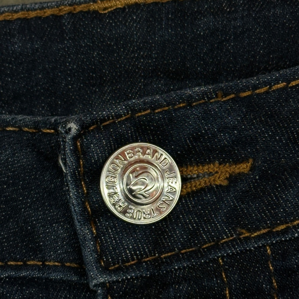 True Religion Studded Horseshoe Straight Leg Dark Wash Jeans Women's 32x30 - Picture 3 of 9